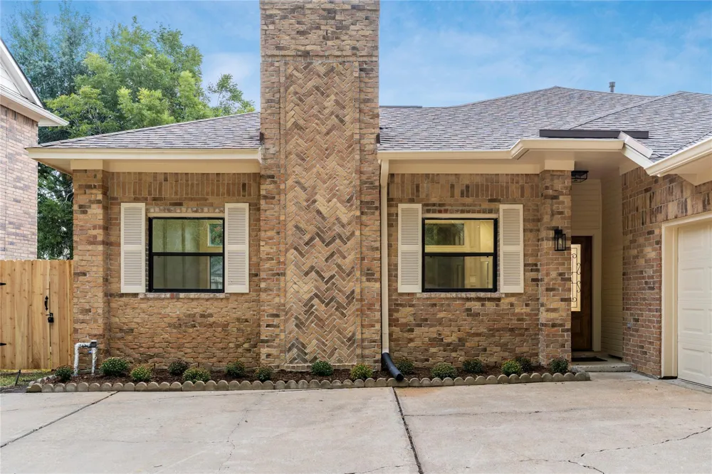 210 Mill Trail Drive Sugar Land, TX 77498