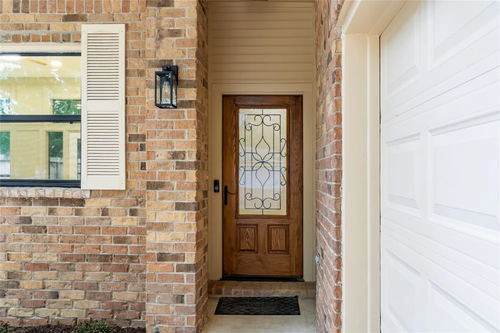 210 Mill Trail Drive Sugar Land, TX 77498