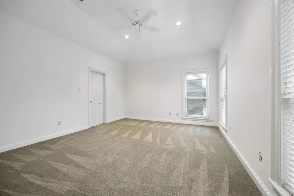 911 Birdsall Street Houston, TX 77007