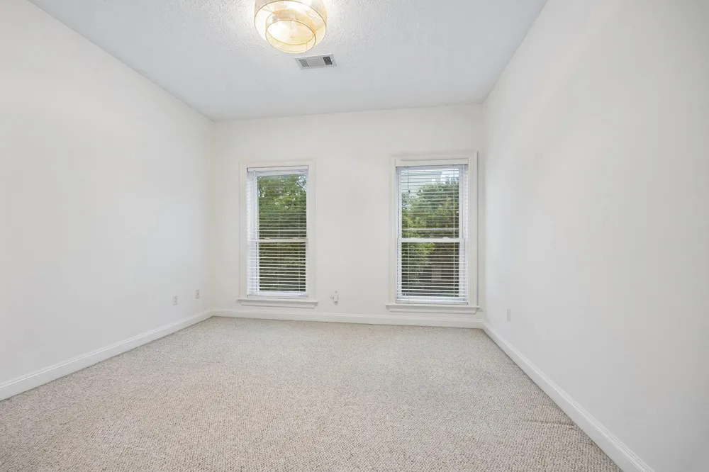 911 Birdsall Street Houston, TX 77007