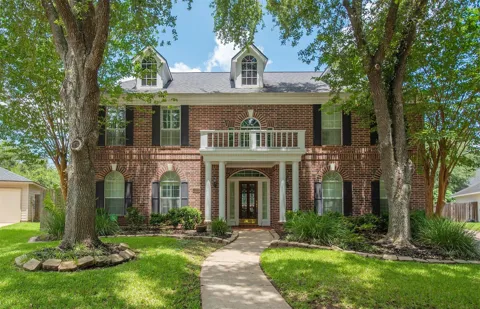 1303 Red Oak Court