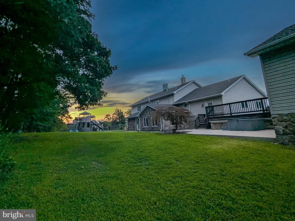 1088 GRABER ROAD Red Hill, PA 18076