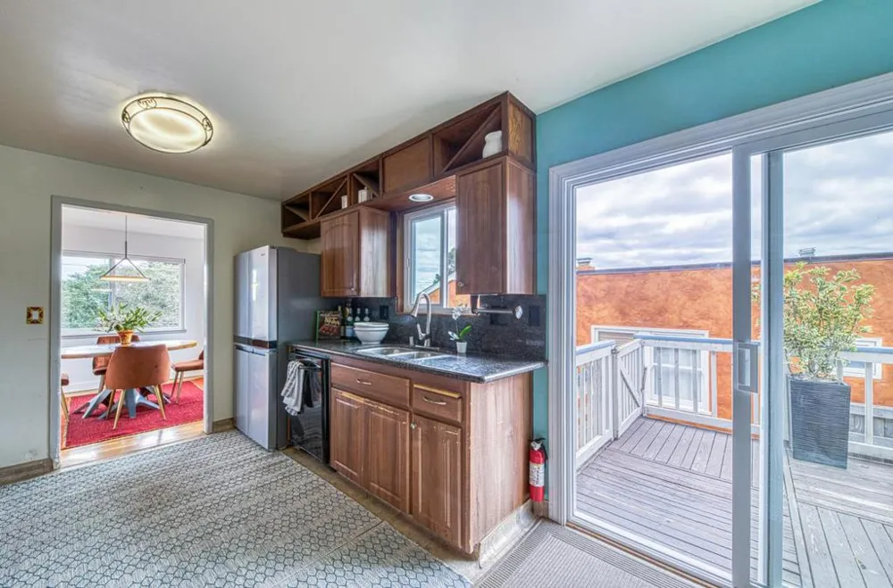 1321 Hoffman Avenue Monterey, CA 93940