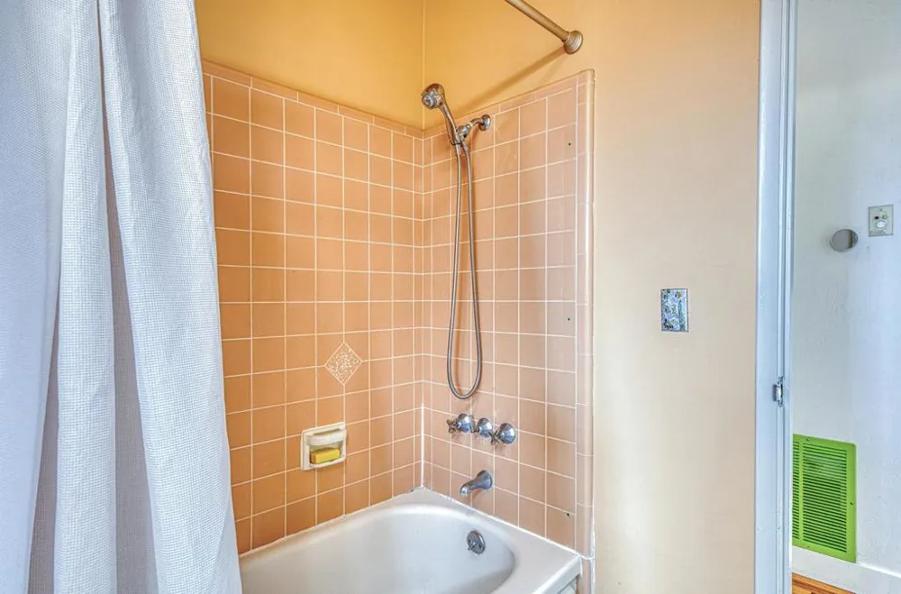 1321 Hoffman Avenue Monterey, CA 93940