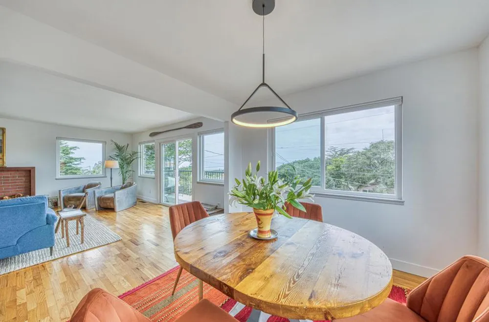 1321 Hoffman Avenue Monterey, CA 93940
