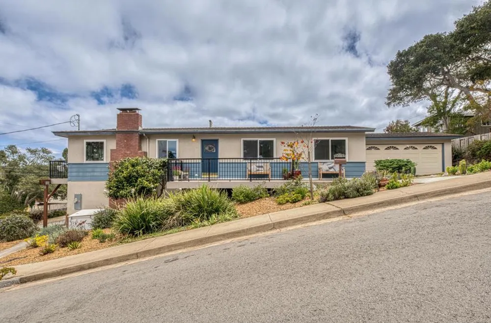 1321 Hoffman Avenue Monterey, CA 93940
