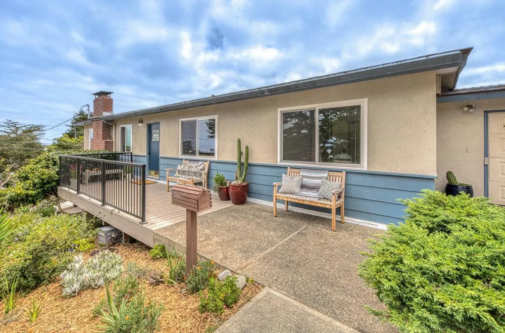 1321 Hoffman Avenue Monterey, CA 93940