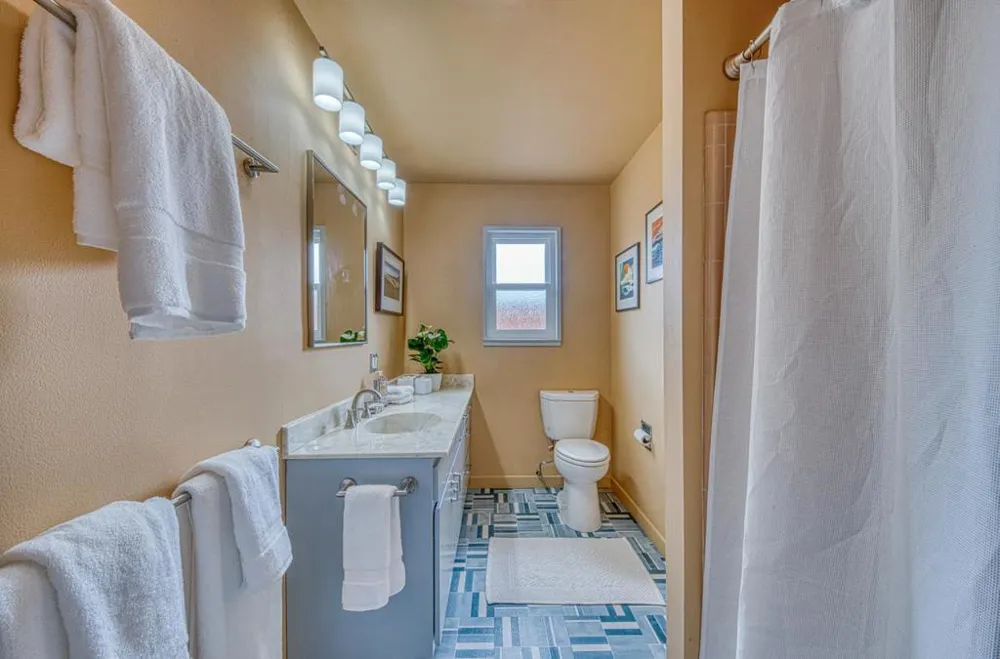 1321 Hoffman Avenue Monterey, CA 93940