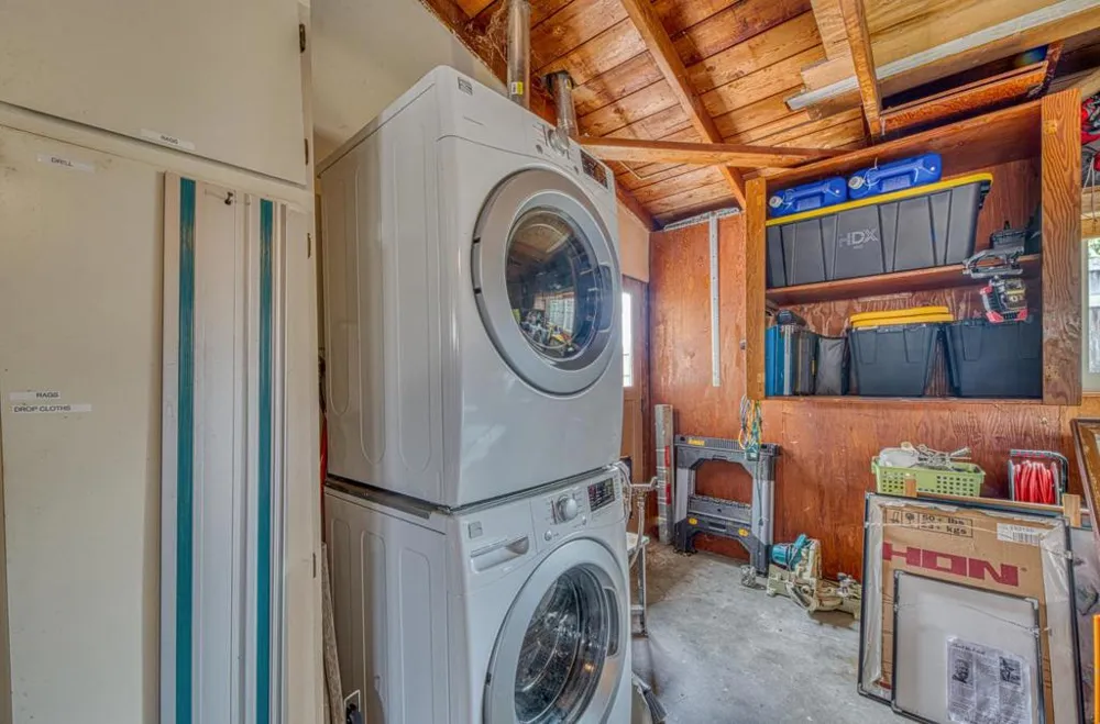 1321 Hoffman Avenue Monterey, CA 93940