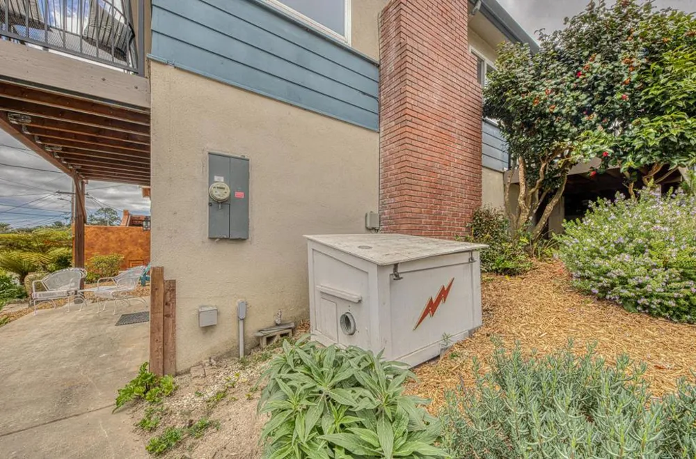 1321 Hoffman Avenue Monterey, CA 93940