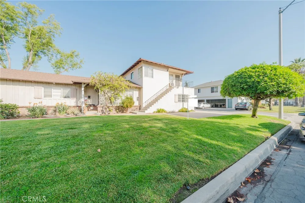 15 W Newman Arcadia, CA 91007