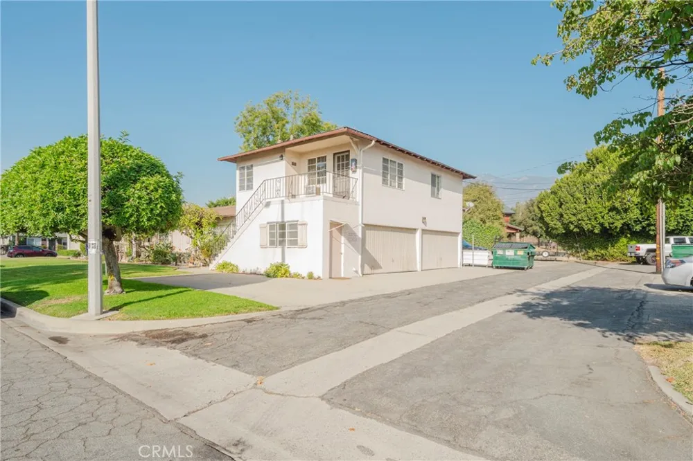 15 W Newman Arcadia, CA 91007