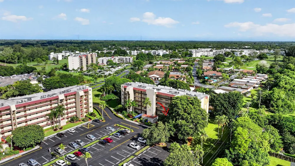 3524 Via Poinciana #Apt 104 Lake Worth, FL 33467