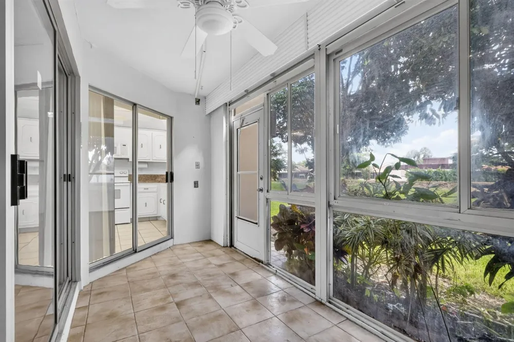 3524 Via Poinciana #Apt 104 Lake Worth, FL 33467