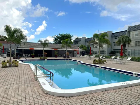 7837 Golf Circle Drive #206