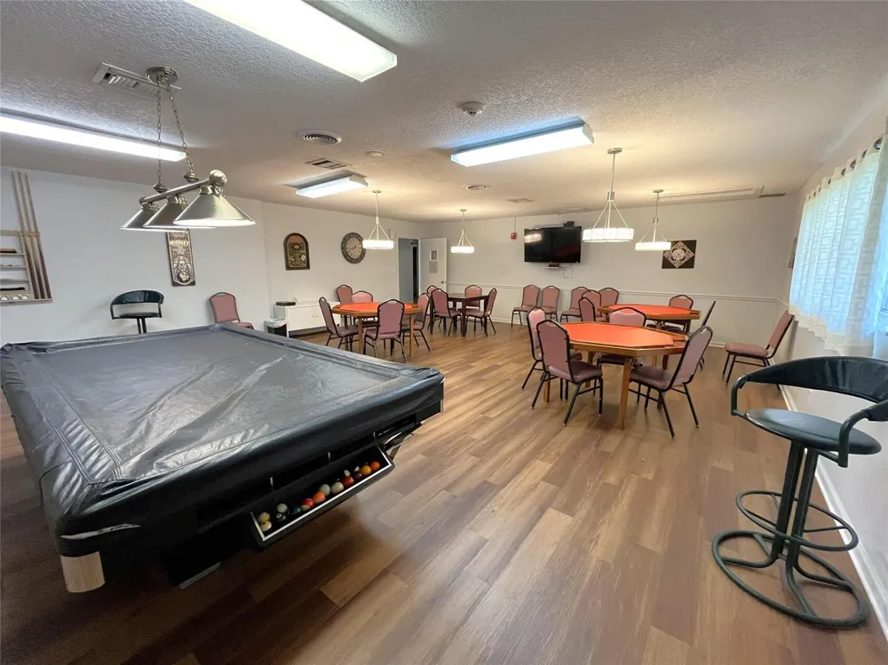 7837 Golf Circle Drive #206 Margate, FL 33063