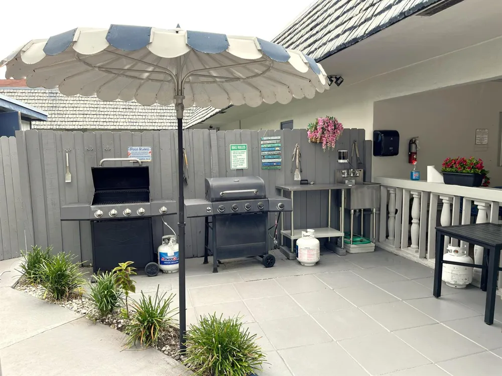 7837 Golf Circle Drive #206 Margate, FL 33063