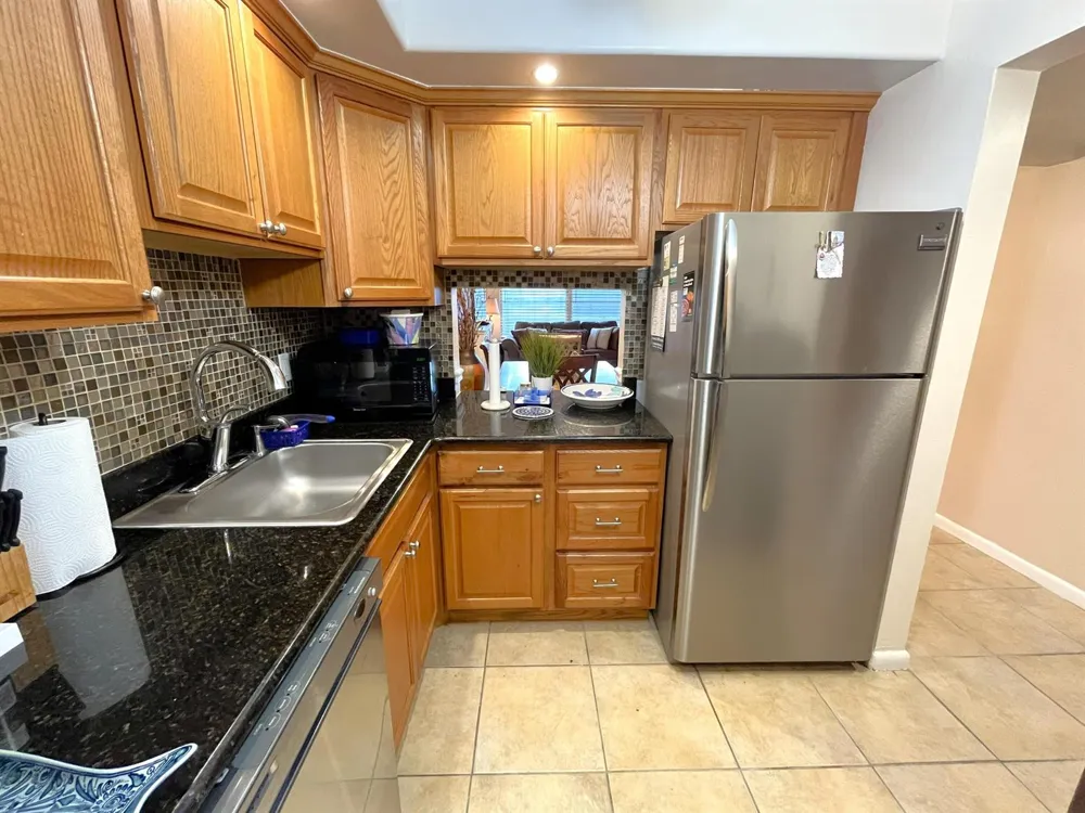 7837 Golf Circle Drive #206 Margate, FL 33063