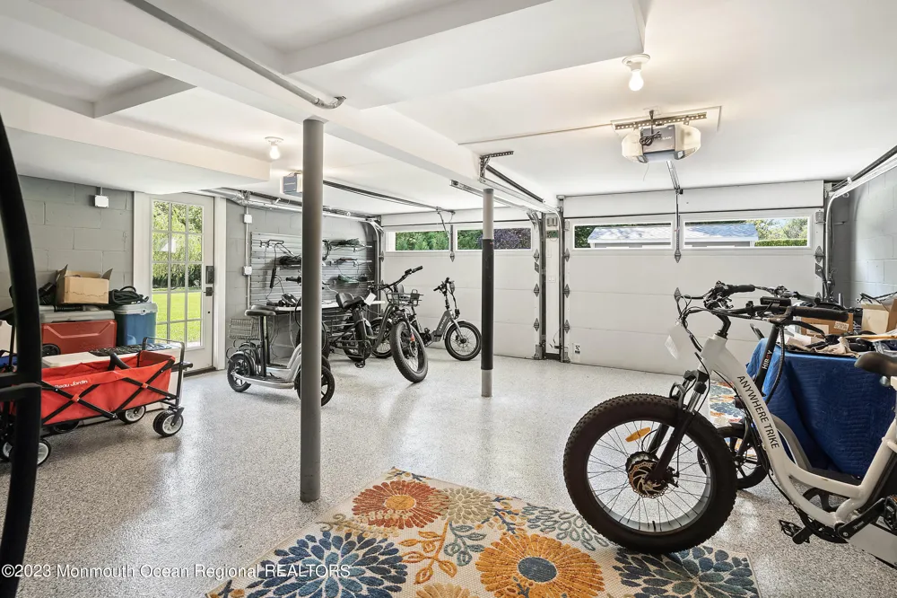 5 Pirates Cove Road Little Silver, NJ 07739