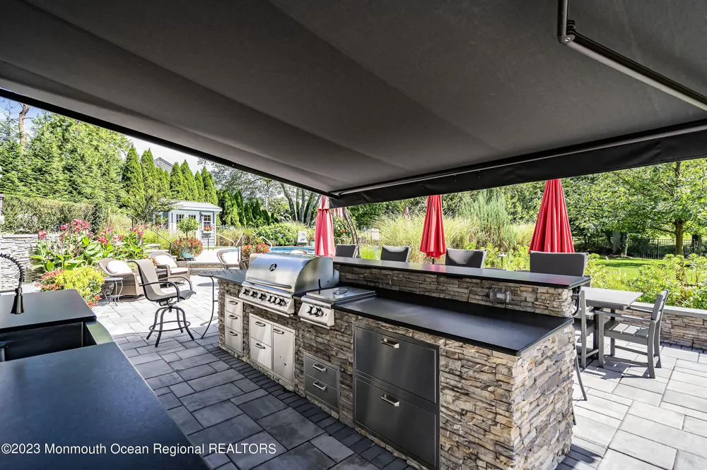 5 Pirates Cove Road Little Silver, NJ 07739