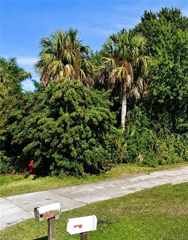 3310 Ash Street Punta Gorda, FL 33950
