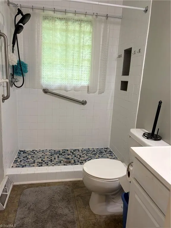 226 Hill Drive Lexington, NC 27295