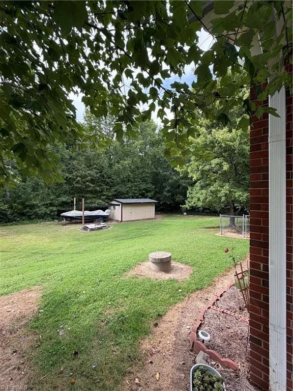 226 Hill Drive Lexington, NC 27295