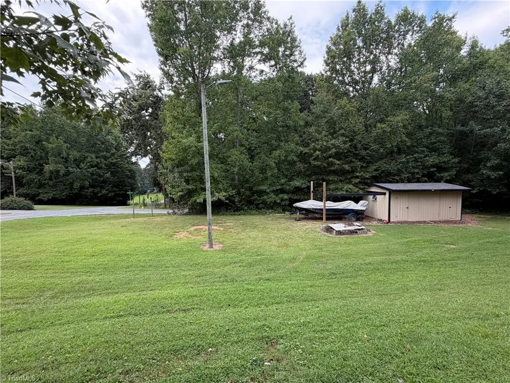 226 Hill Drive Lexington, NC 27295