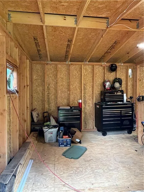 226 Hill Drive Lexington, NC 27295