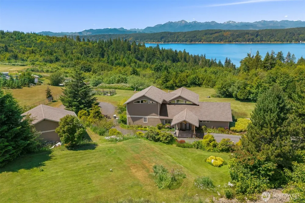 180 E Happy Hollow Lane Belfair, WA 98528