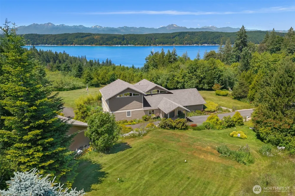 180 E Happy Hollow Lane Belfair, WA 98528