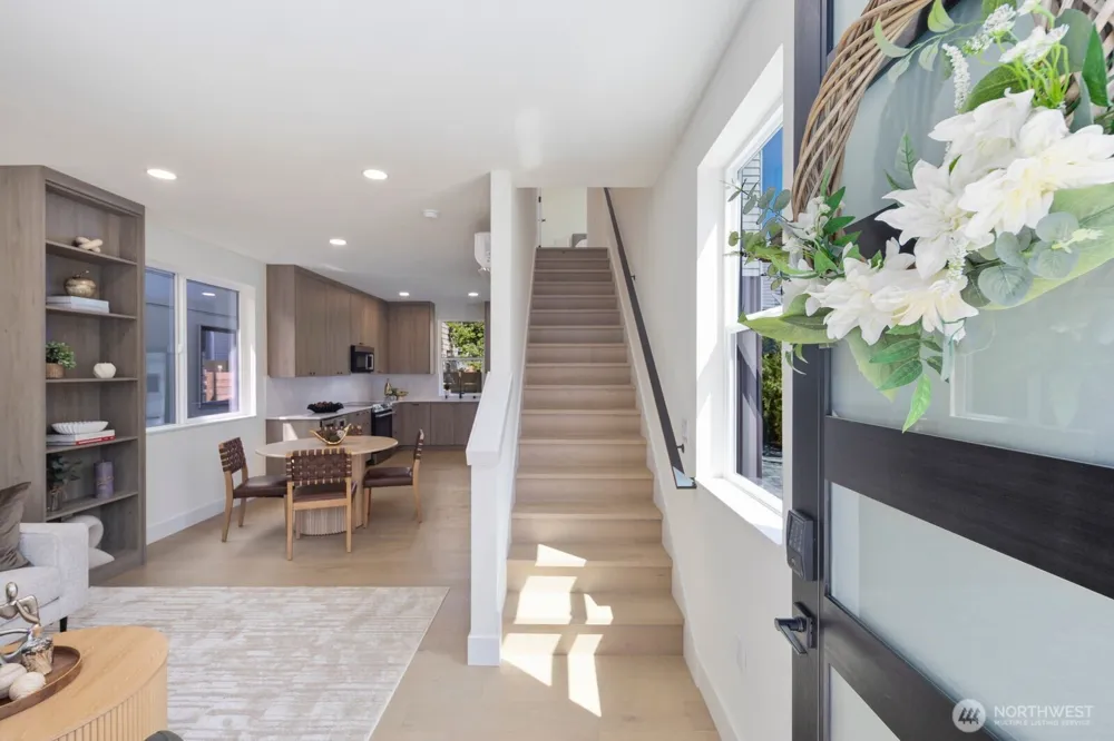 311 NW 92nd Street Seattle, WA 98117