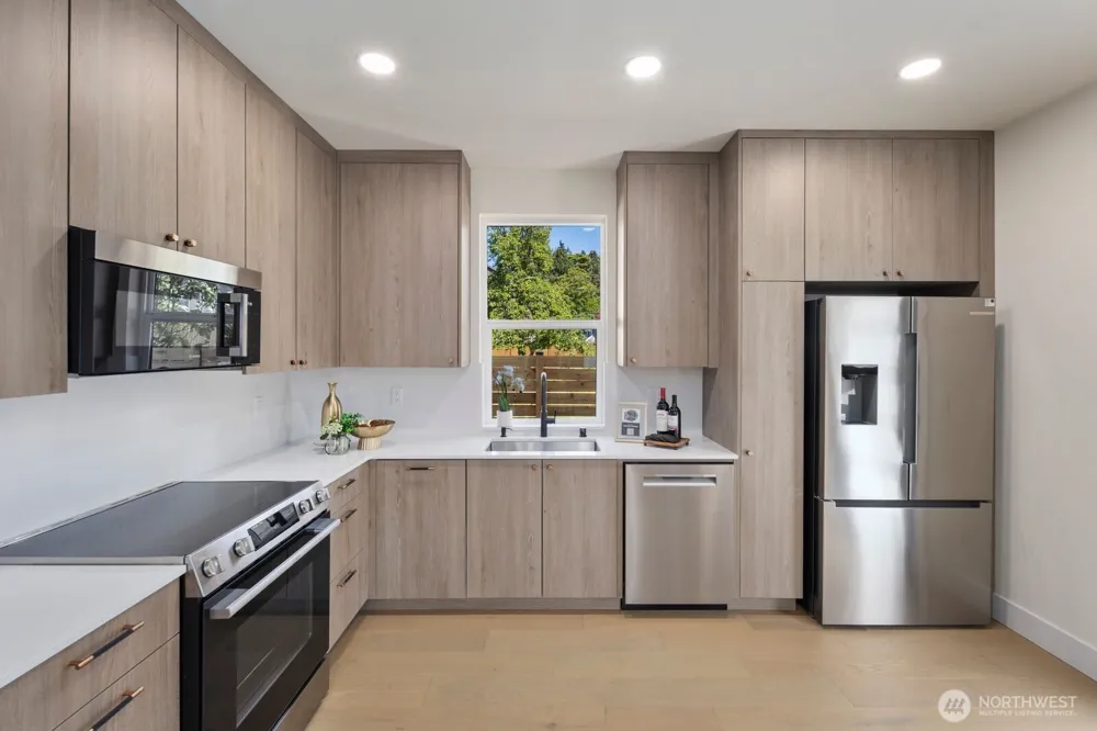 311 NW 92nd Street Seattle, WA 98117