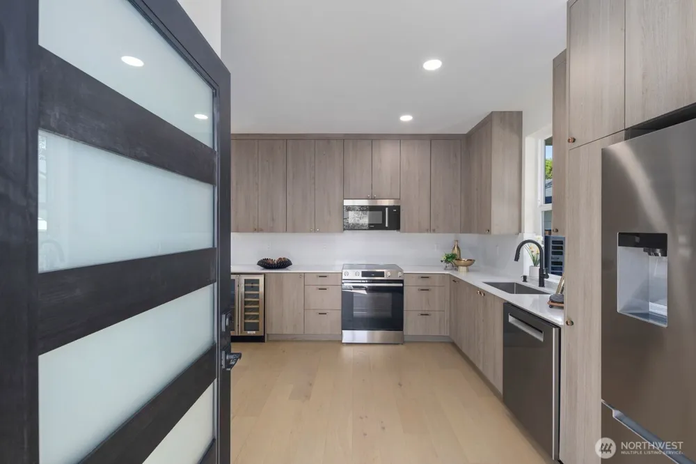 311 NW 92nd Street Seattle, WA 98117