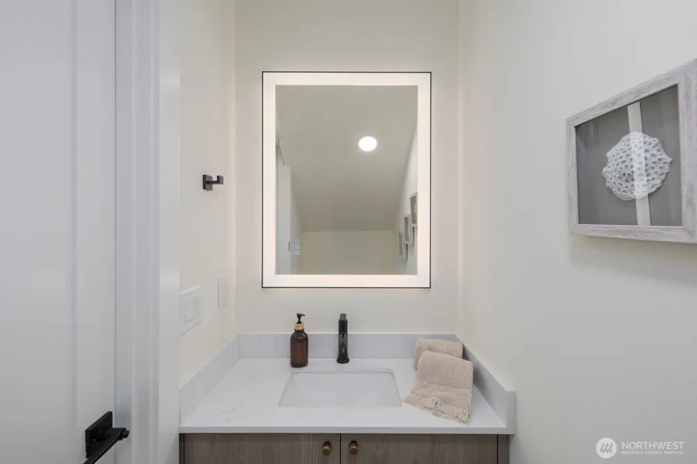 311 NW 92nd Street Seattle, WA 98117