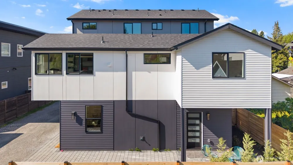 311 NW 92nd Street Seattle, WA 98117