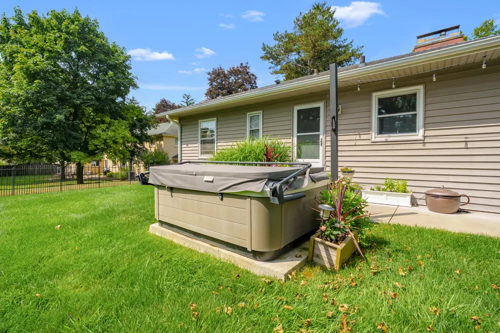 2411 Waite Avenue Kalamazoo City, MI 49008