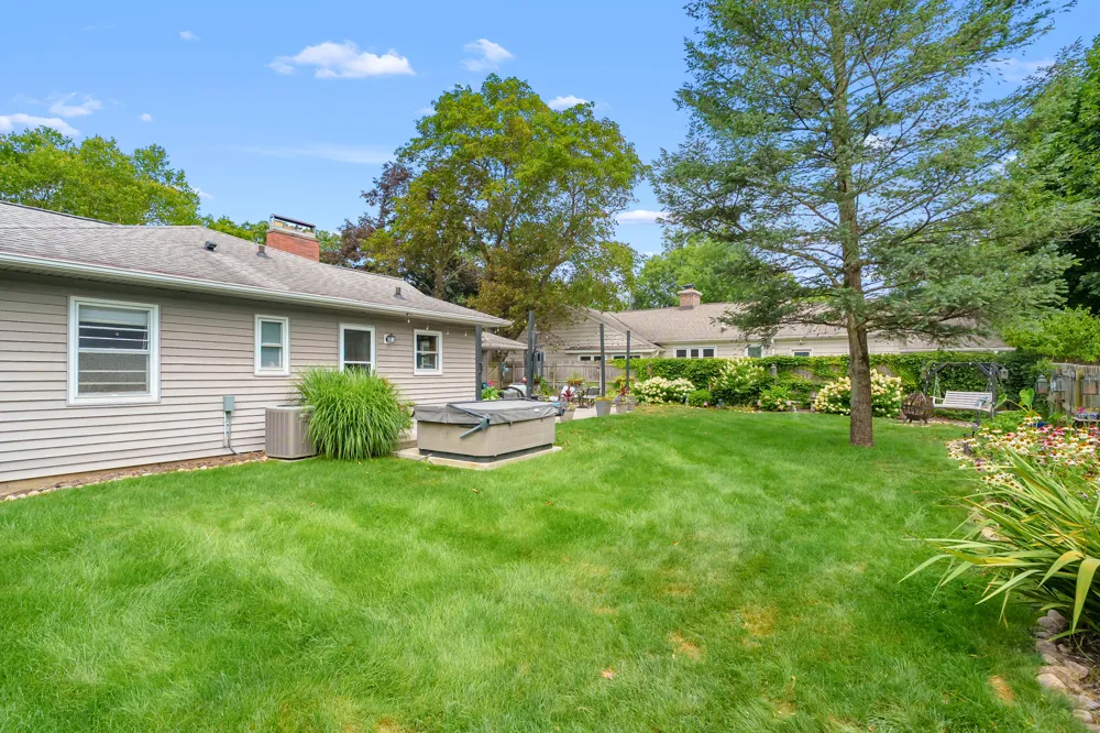 2411 Waite Avenue Kalamazoo City, MI 49008