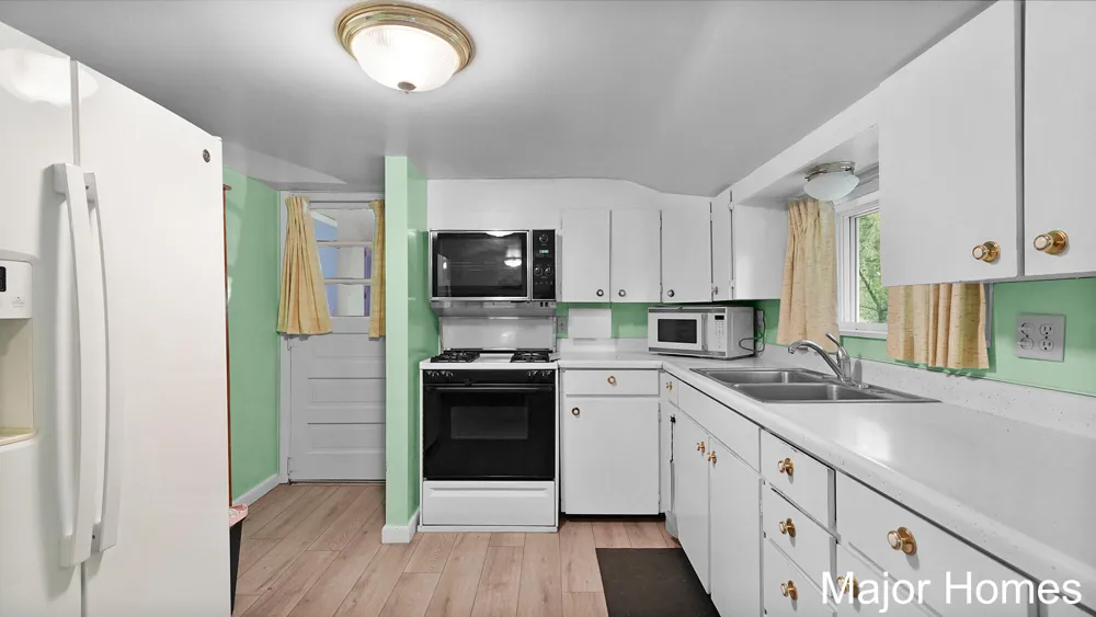 417 W Main Street Stanton City, MI 48888