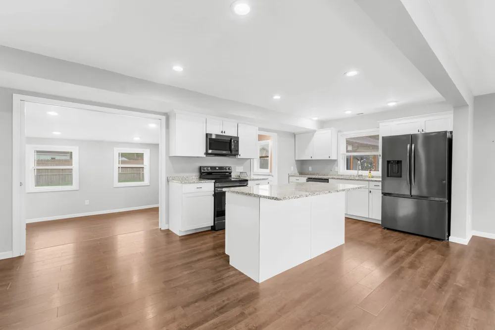 145 Falcon Road Blackman Charter Township, MI 49202