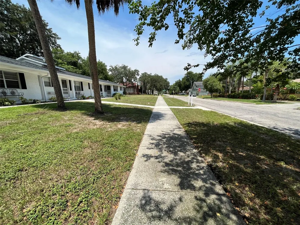 311 4TH STREET #2 Lake Wales, FL 33853