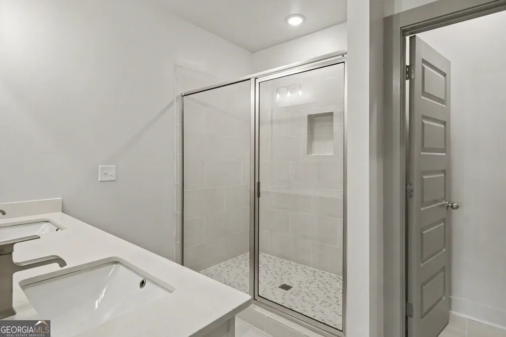 4305 Fern River BND Norcross, GA 30093