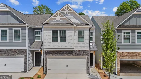 509 Hayes LN