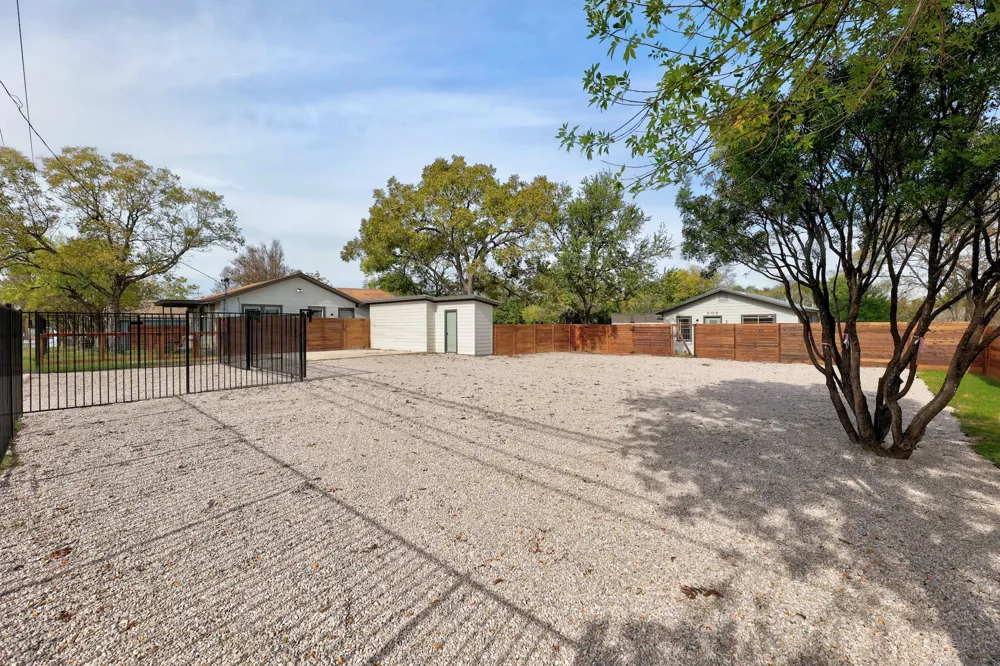 306 W Stassney Lane #1&2 Austin, TX 78745