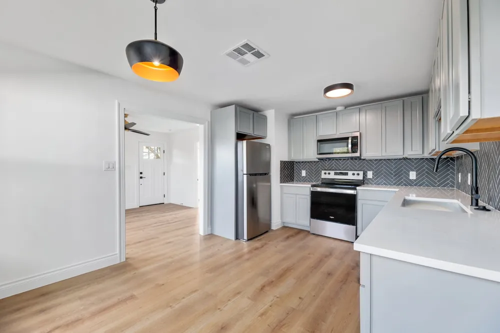 306 W Stassney Lane #1&2 Austin, TX 78745