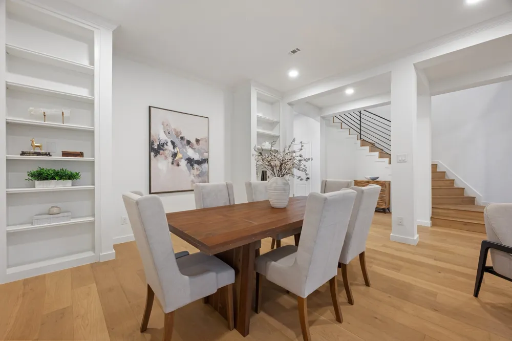 5000 Valburn Court Austin, TX 78731