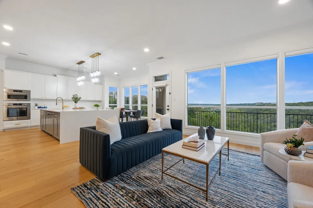 5000 Valburn Court Austin, TX 78731
