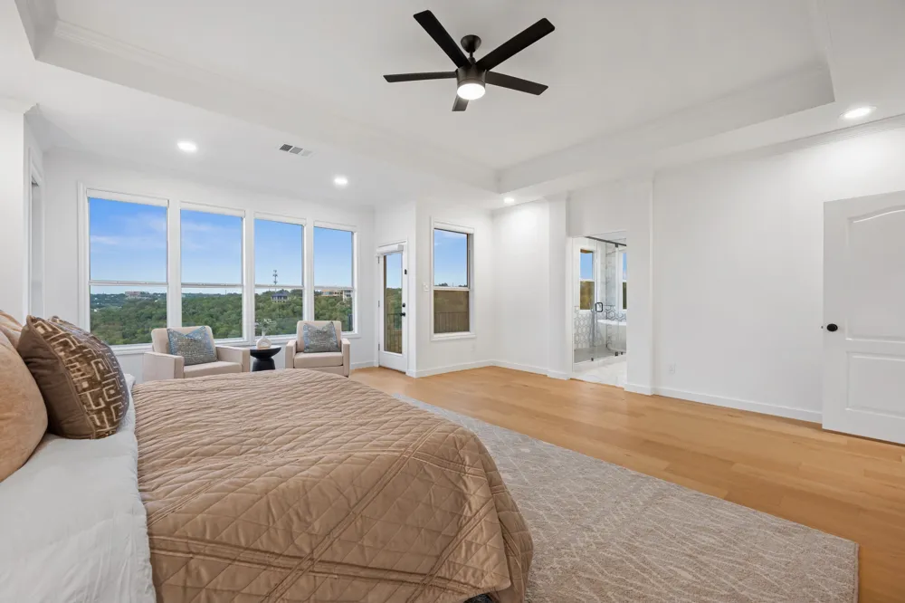 5000 Valburn Court Austin, TX 78731