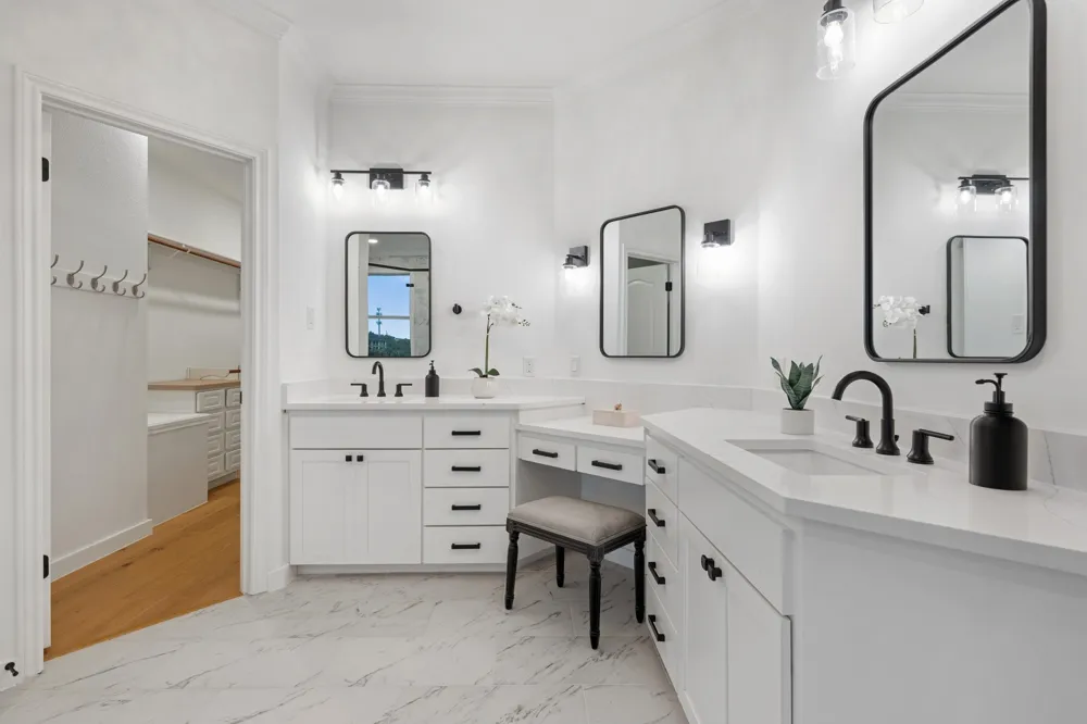 5000 Valburn Court Austin, TX 78731