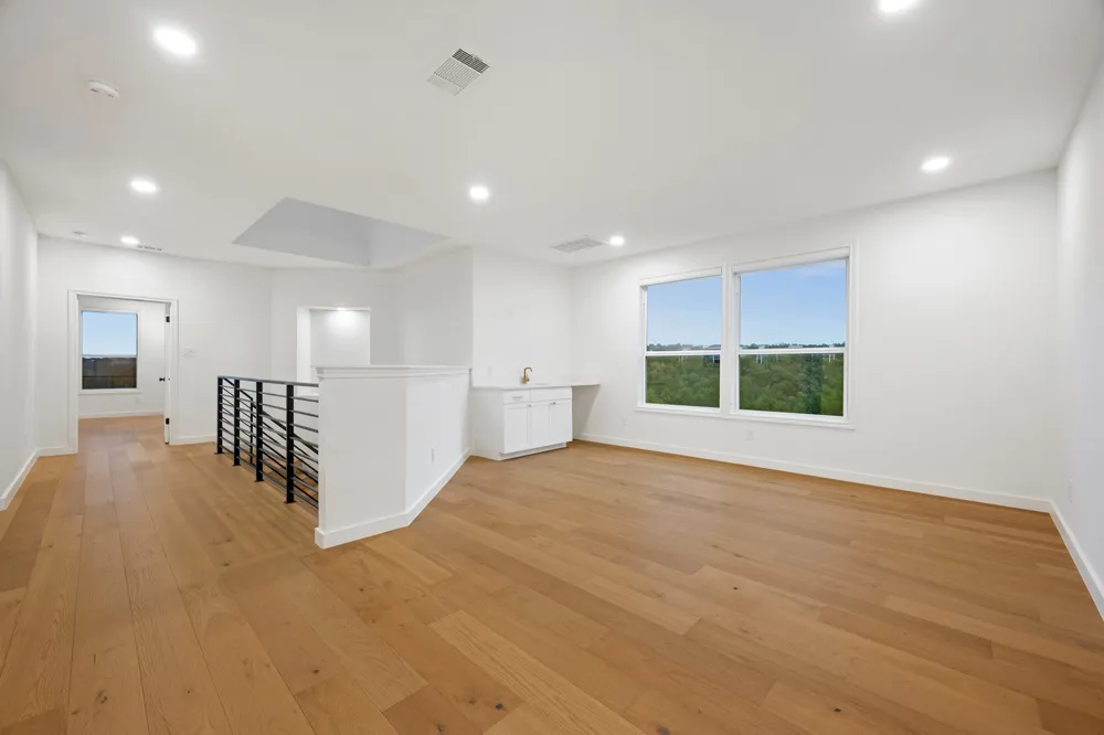 5000 Valburn Court Austin, TX 78731